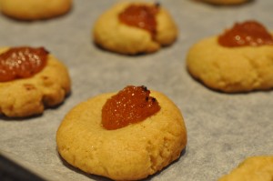 Småkager med abrikoskompot el. Nutella