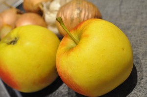 Karrygryde: svinekød i karry. Nem gryderet