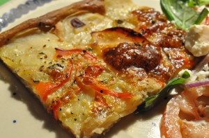 DSC_4154 • nogetiovnen.dk Kartoffelpizza med bacon og skinke - opskrift