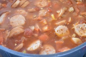 Pølsegryde nem opskrift med hakket svinekød