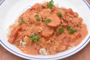 Pølsegryde nem opskrift med hakket svinekød