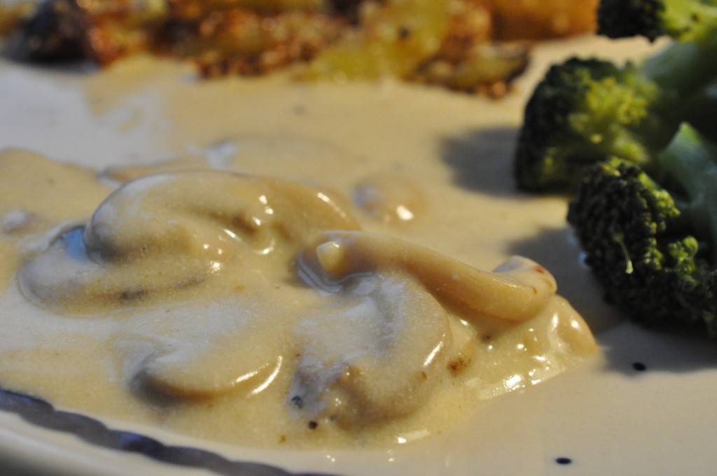 Champignonsauce med fløde - nem opskrift