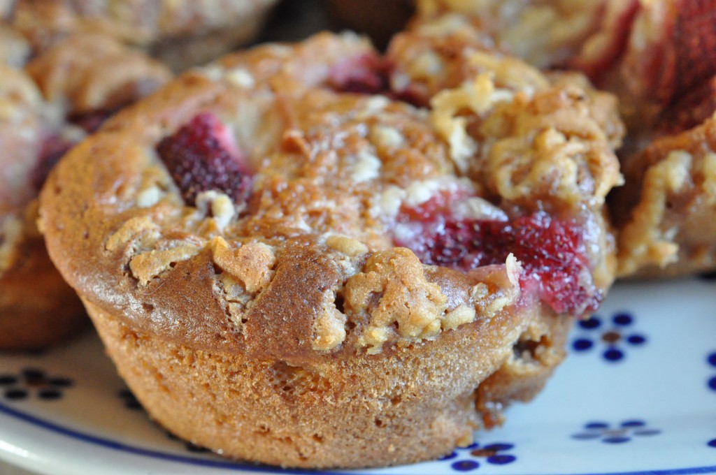 Jordbær muffins - opskrift på saftige muffins