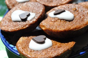 Banankage og bananmuffins uden chokolade - med mange bananer