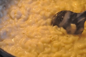 Makaroni med ostesauce