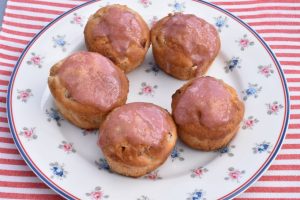 Rabarbermuffins med hvid chokolade & kokos