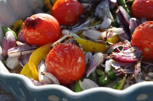 Svinefilet på grill - marineret svinekam med tilbehør