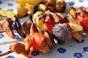 Grillspyd opskrift med svinekød og grøntsager