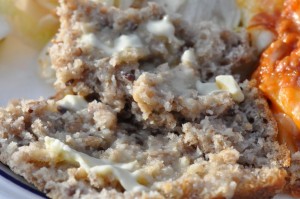 Hvidløgsbrød på 10 minutter af koldhævet dej