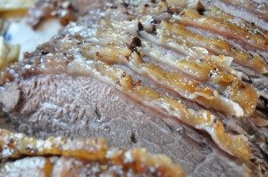 DSC_7274 • nogetiovnen.dk Kalveculotte langtidsstegt i øl med flødesovs