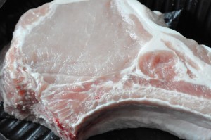 Skaftkoteletter på grill pande - med tilbehør