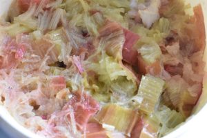 Rabarberkompot i mikroovn - nem opskrift