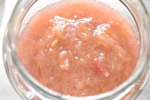 Rabarberkompot i mikroovn - nem opskrift
