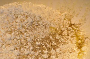 Småkager med kondenseret mælk og mandler - sprøde cookies