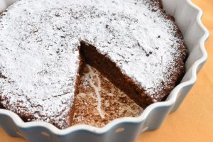 Gulerodskage - sund fedtfattig opskrift med æble