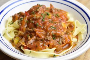 Kødsovs med grøntsager til pasta ell. lasagne