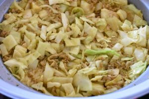 Karrykål med skinke og kokosmælk - opskrift