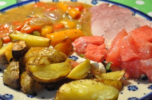 Mør og lækker skinke i Römertopf med grøntsager og kokosmælk