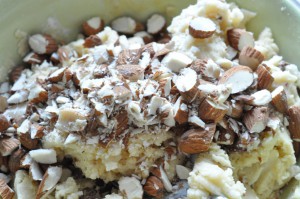 Cookies med Marsbar, marcipan og mandler