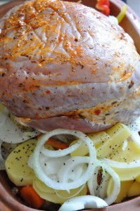 Skinke og flødekartofler med peberfrugt i stegeso