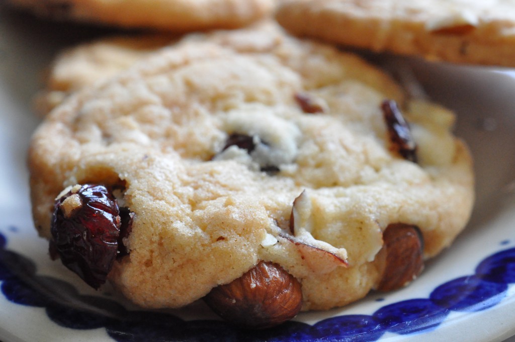 Cookies med vanilje, tranebær og mandler