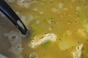 Kartoffel suppe med porrer og flødeost - nem