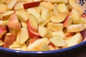 DSC_3048 • nogetiovnen.dk Æblekage med crumble af havregryn & brun farin