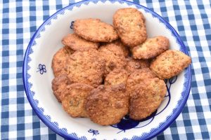 Müsli cookies med appelsin - nem opskrift