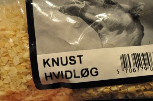 Madbrød med hvidløg af koldhævet dej