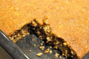 Banankage i bradepande med havregryn