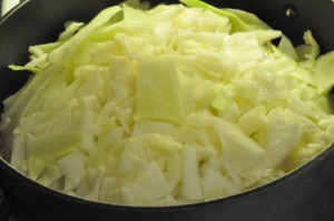 DSC_0761 • nogetiovnen.dk Stuvet hvidkål med fløde og lækre frikadeller