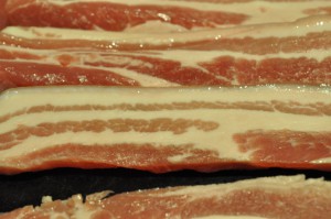 Stegt flæsk med persillesovs og rødbeder