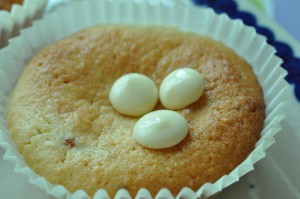 DSC_1058 • nogetiovnen.dk Mazarinmuffins med syltetøj og marcipan