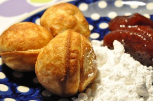 Juelns første æbleskiver