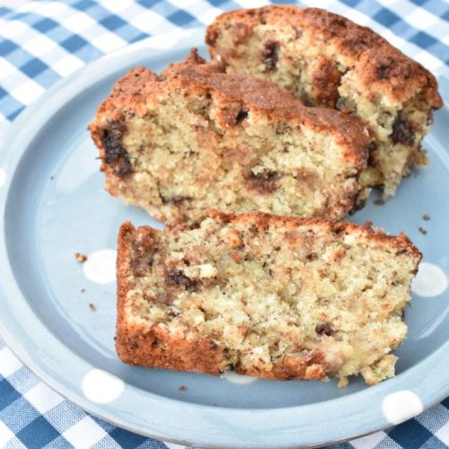 Banankage i bradepande med havregryn