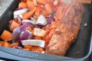 Svinefilet med grøntsager i ovn - tilbehør til pasta