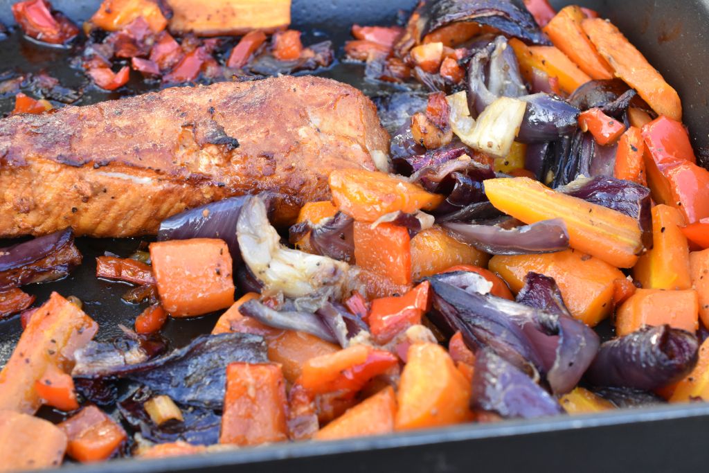 DSC_2584 • nogetiovnen.dk Svinefilet med grøntsager i ovn - tilbehør til pasta