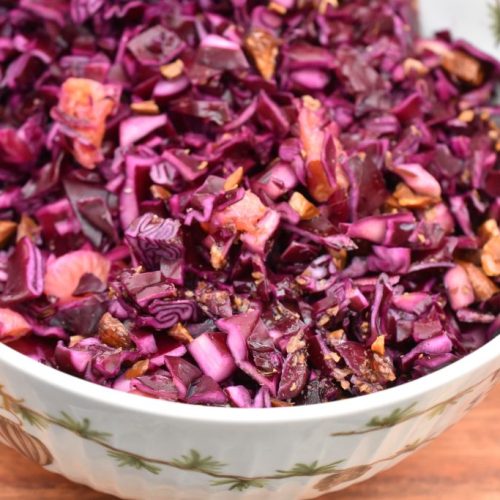 Rødkålssalat med mandarin og mandler