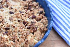 DSC_3987 • nogetiovnen.dk Pæretærte med smuldredej af havregryn