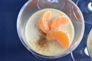 DSC_0112 • nogetiovnen.dk Vanilje panna cotta med mandariner & lakrids