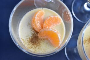 DSC_0114 • nogetiovnen.dk Vanilje panna cotta med mandariner & lakrids