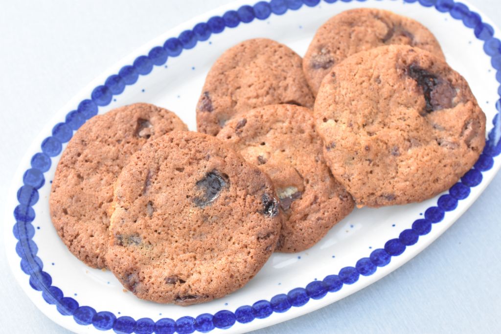 Småkager med nougat, marcipan & chokolade