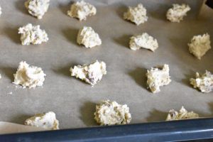 Småkager med marcipan mandler & chokolade