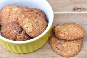 Småkager med marcipan mandler & chokolade