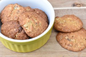 Småkager med marcipan mandler & chokolade