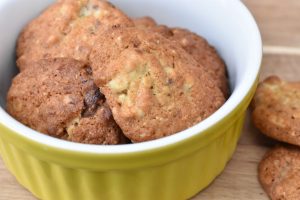 Småkager med marcipan mandler & chokolade