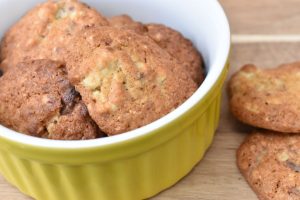 Småkager med marcipan mandler & chokolade