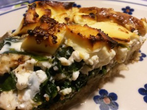 Spinattærte med løg og feta - grøntsagstærte
