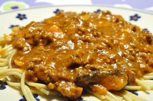 Gratineret pasta af spaghetti Bolognese