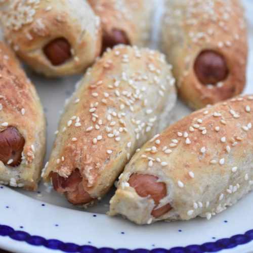 Grove pølsehorn til madpakken - nem opskrift